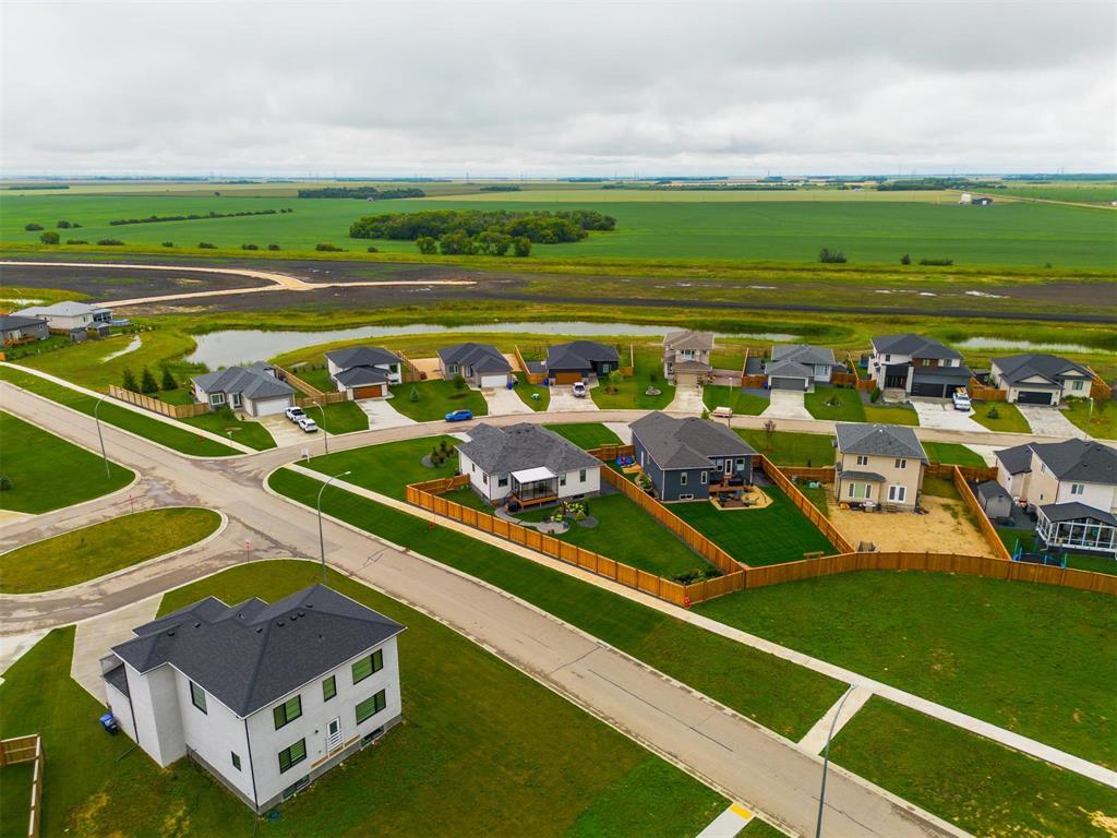 Photo 42 of 29 Cairn Crescent, Dugald MB