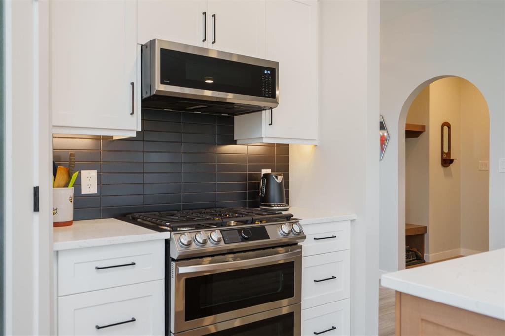 Photo 8 of 29 Cairn Crescent, Dugald MB