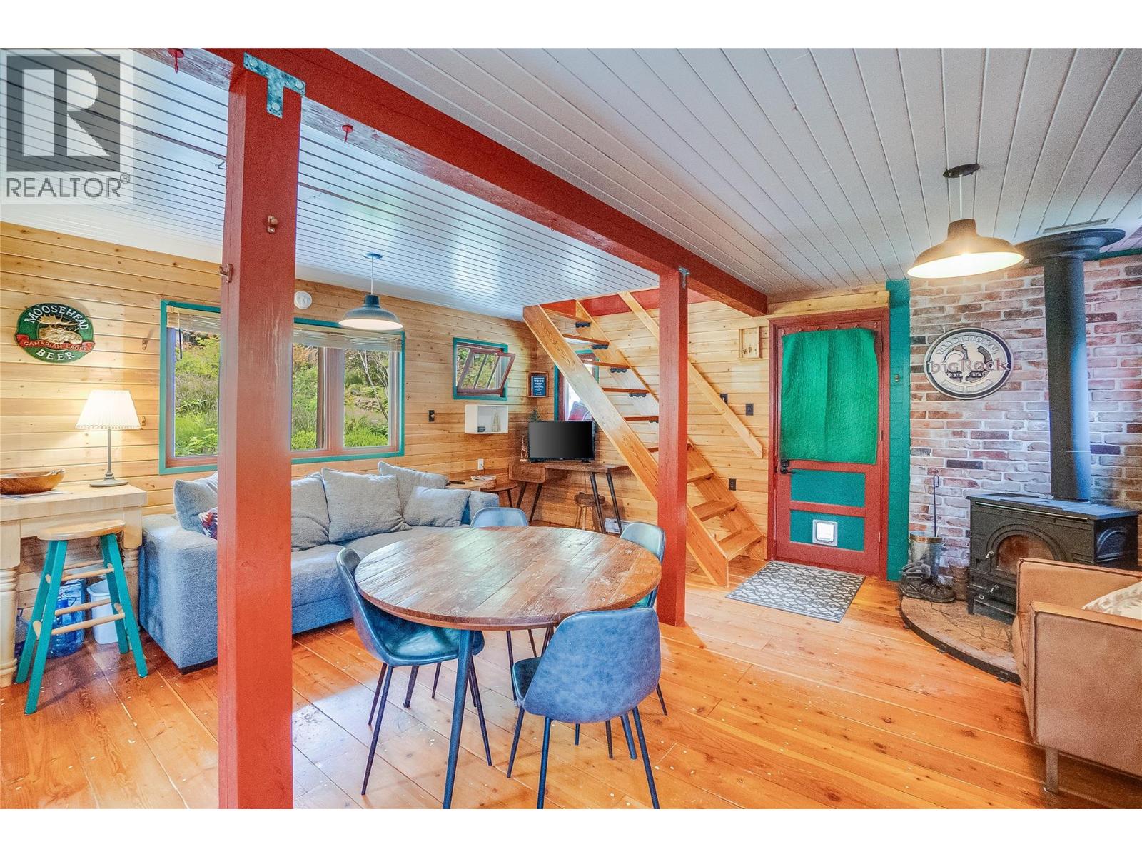 Photo 4 of 8780 Martens Road, Slocan BC
