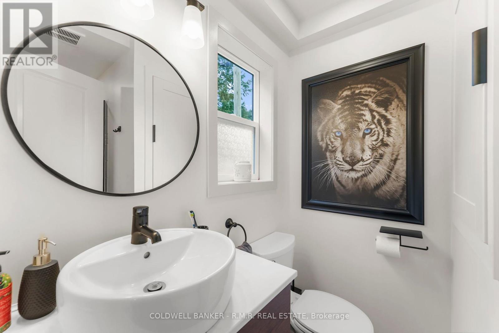 Photo 12 of 485 Wolsely Street, Peterborough ON