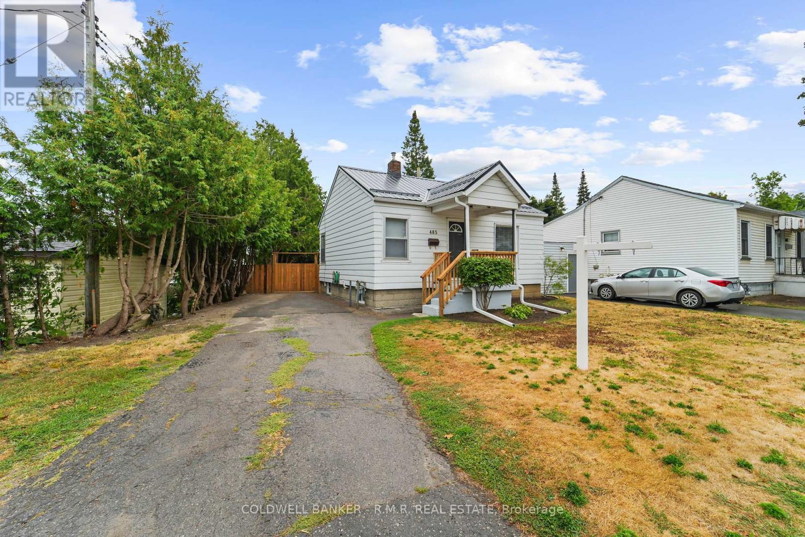Photo 3 of 485 Wolsely Street, Peterborough ON