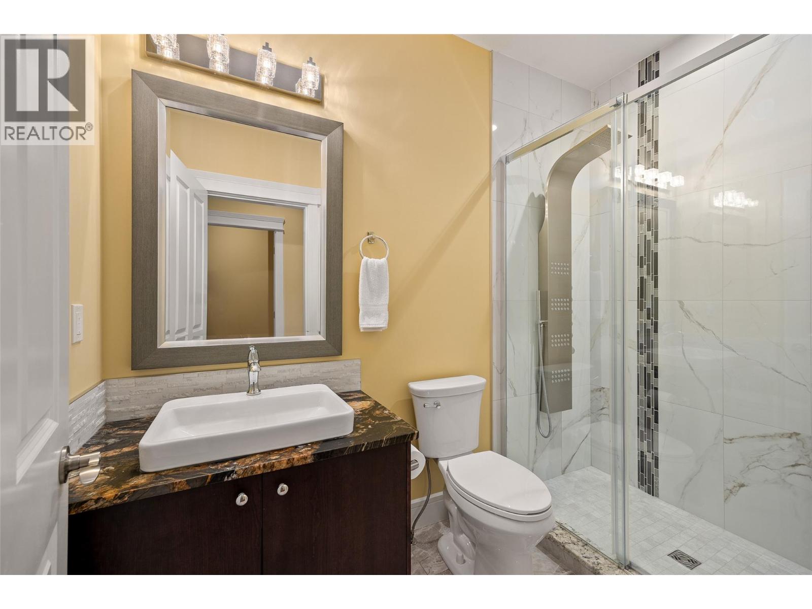  5661 Jasper Way, Kelowna