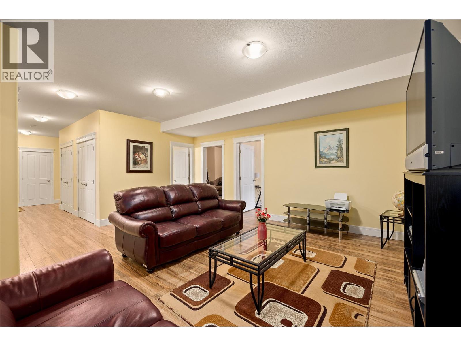  5661 Jasper Way, Kelowna