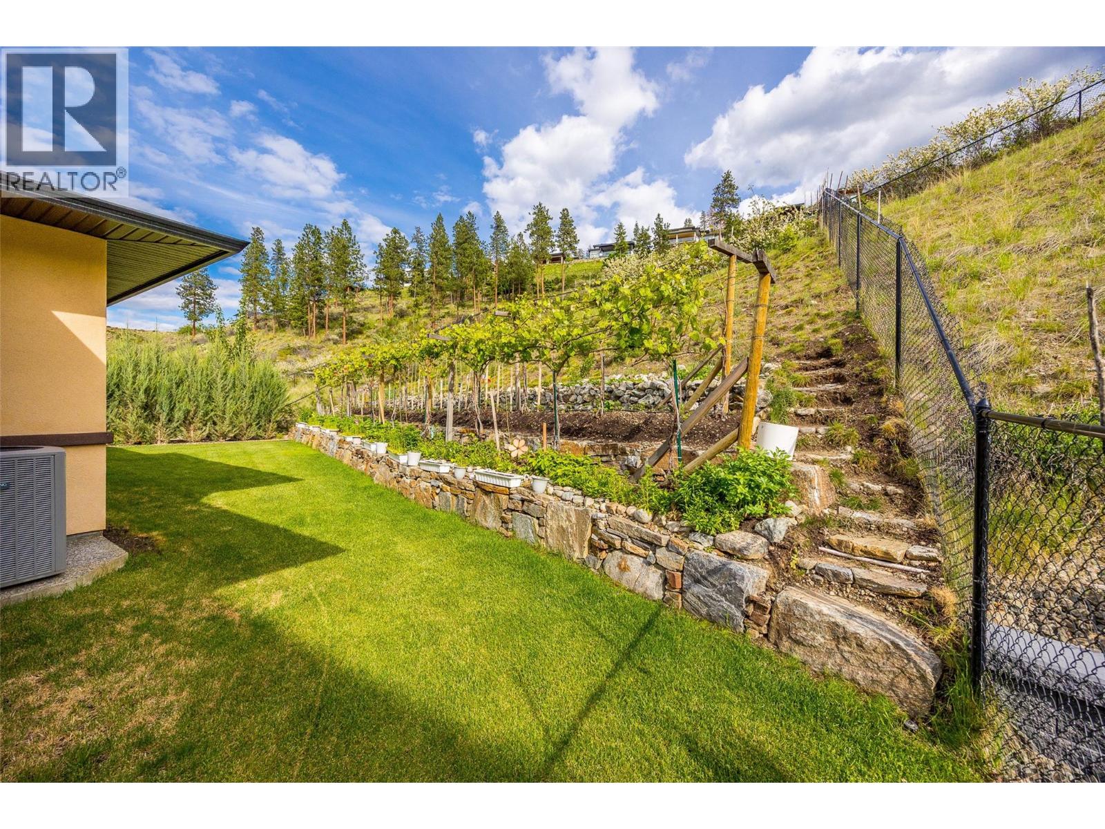  5661 Jasper Way, Kelowna