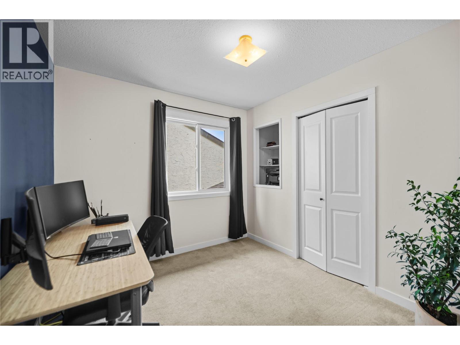 Photo 7 of 626 Gleneagles Drive, Kamloops BC