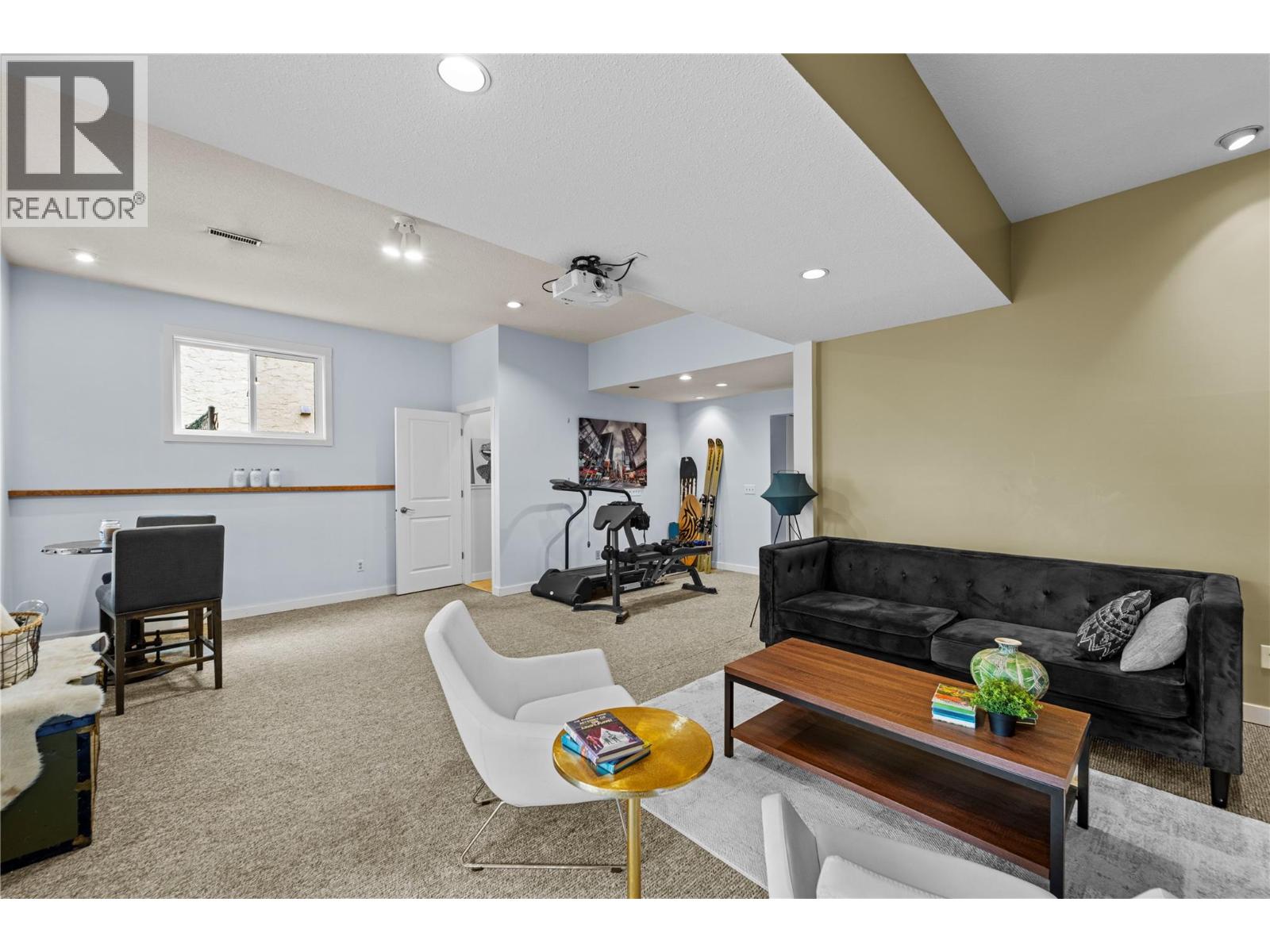 Photo 13 of 626 Gleneagles Drive, Kamloops BC