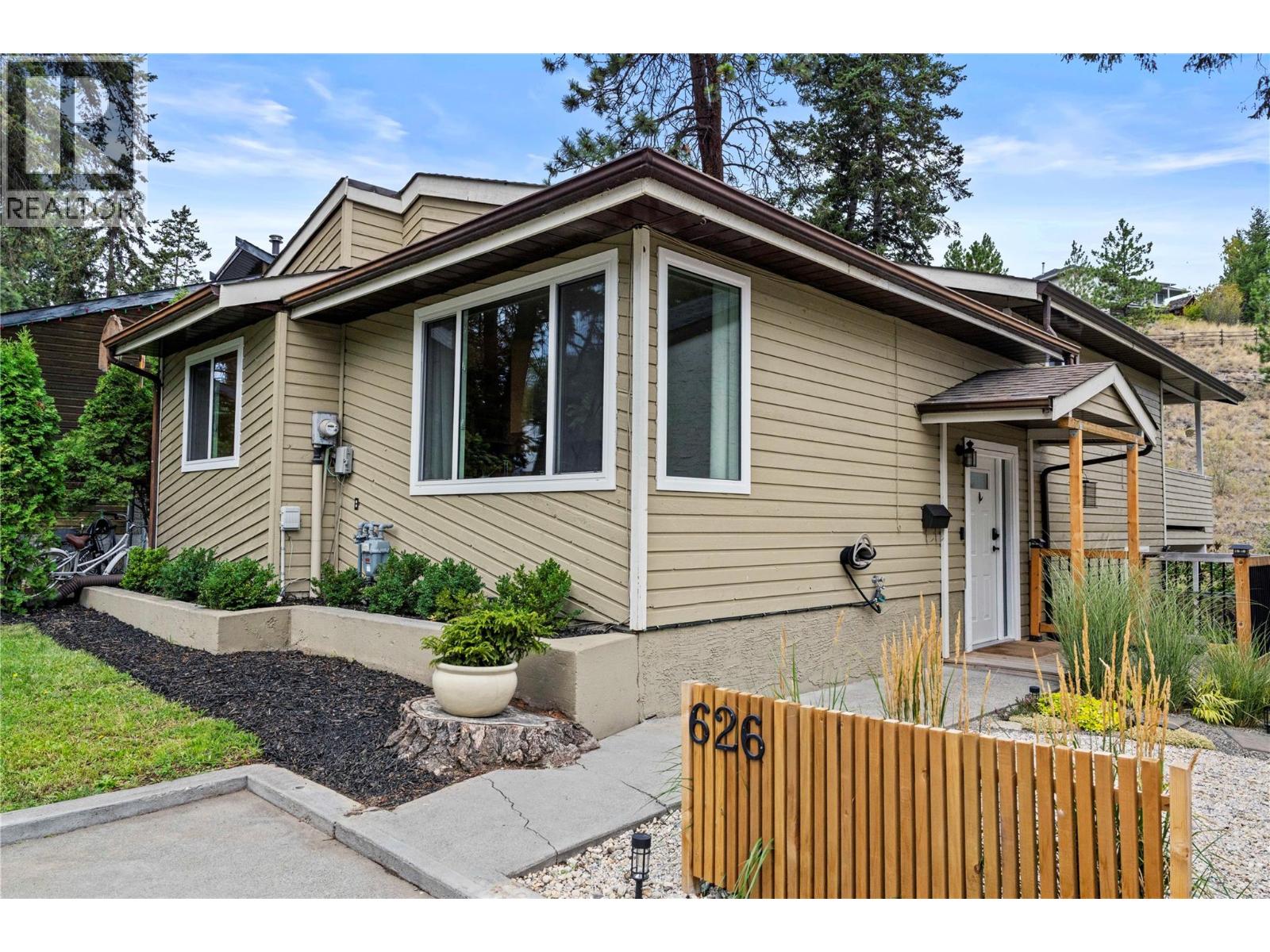 Photo 11 of 626 Gleneagles Drive, Kamloops BC