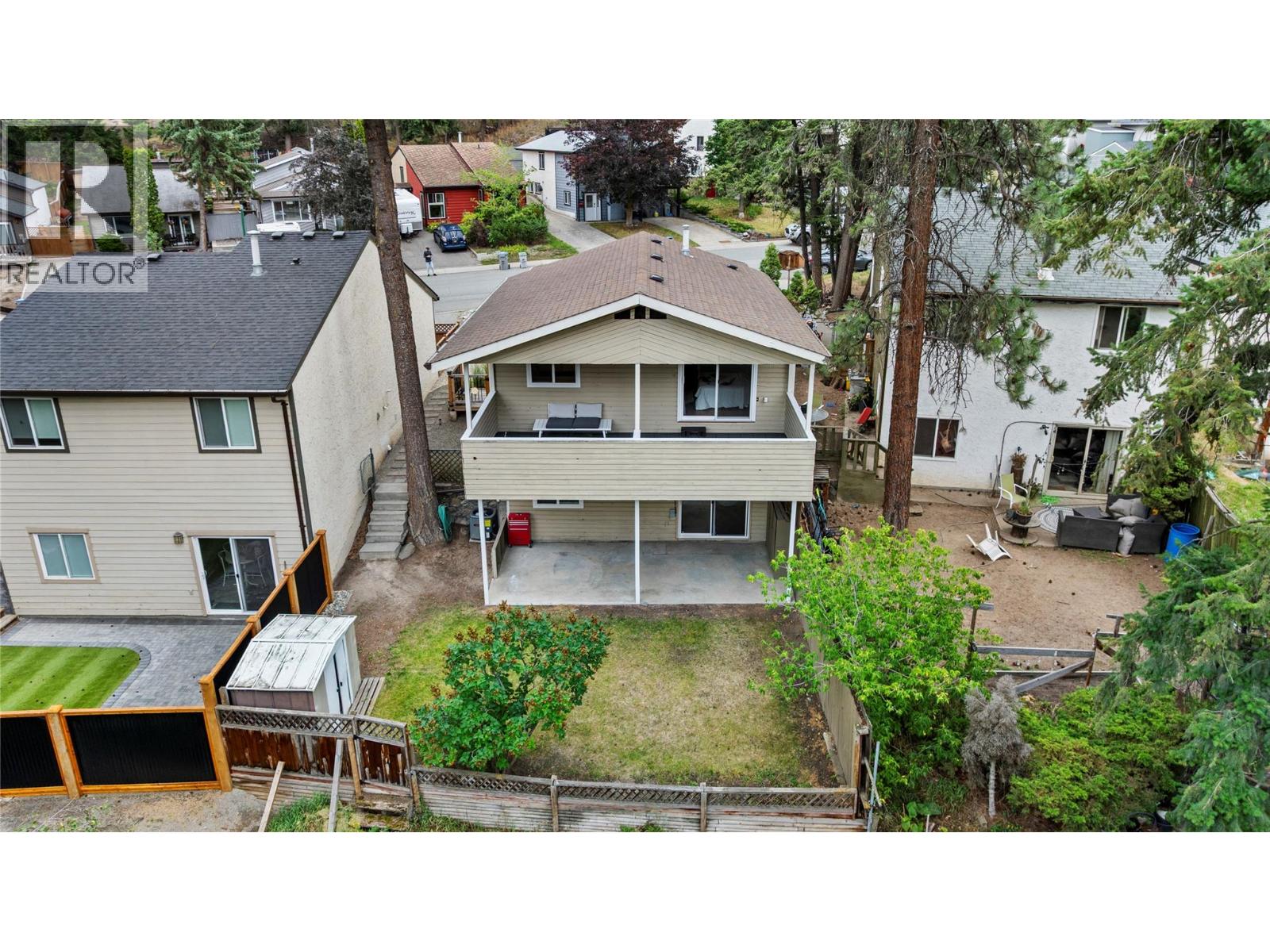 Photo 6 of 626 Gleneagles Drive, Kamloops BC