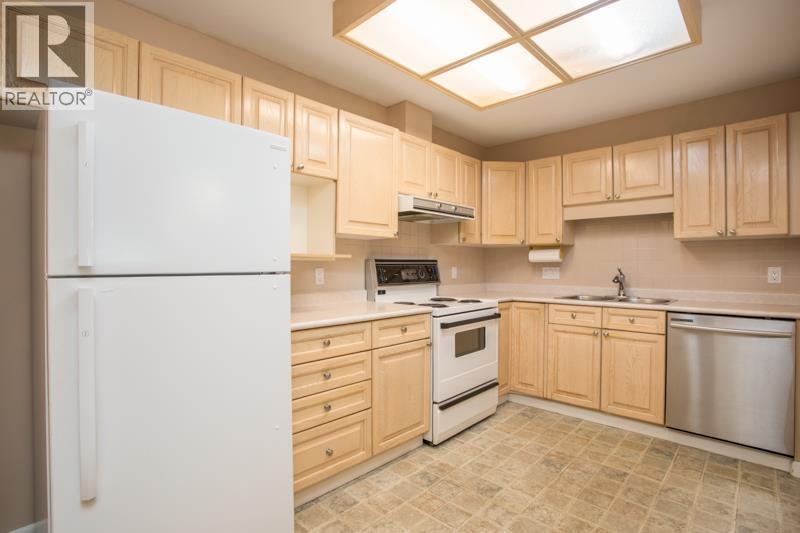 Photo 6 of 10 12071 232 B Street, Maple Ridge BC