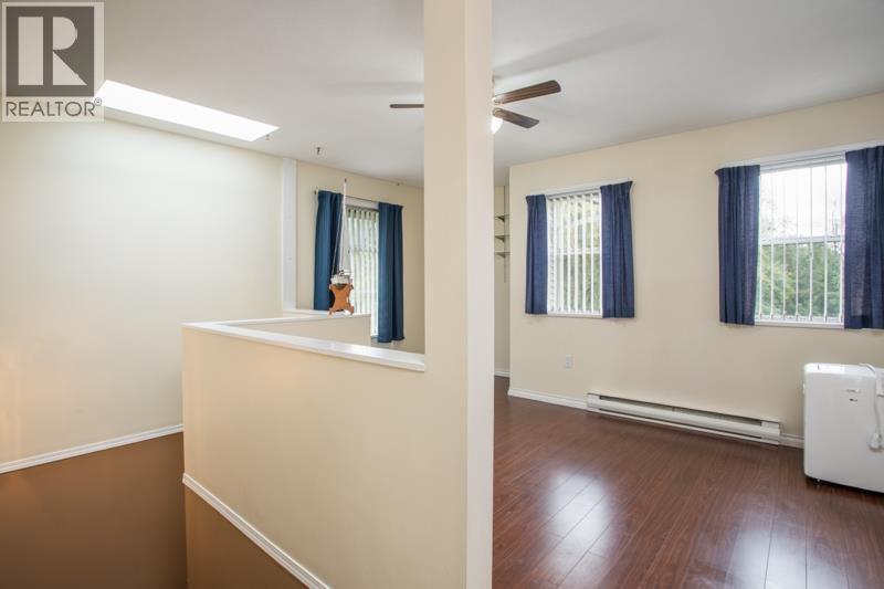 Photo 2 of 10 12071 232 B Street, Maple Ridge BC