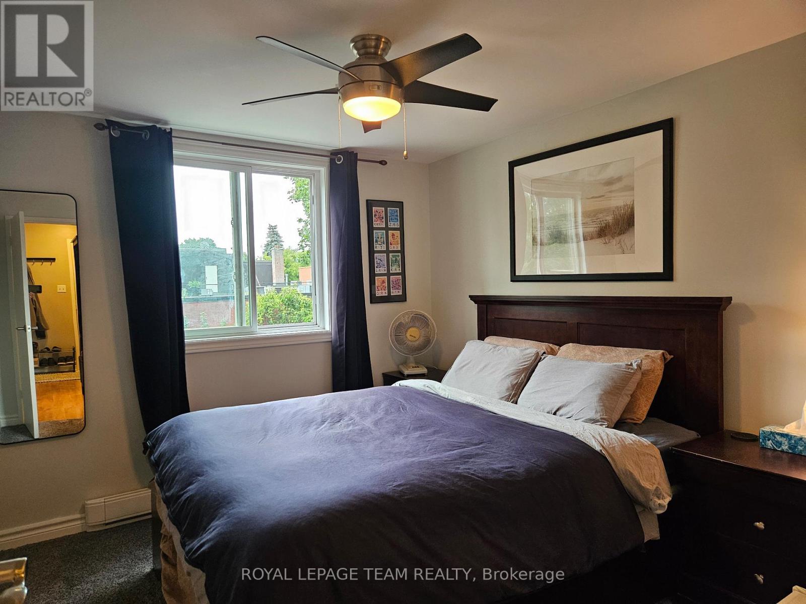Photo 11 of 5 522 Riverdale Avenue S, Ottawa ON