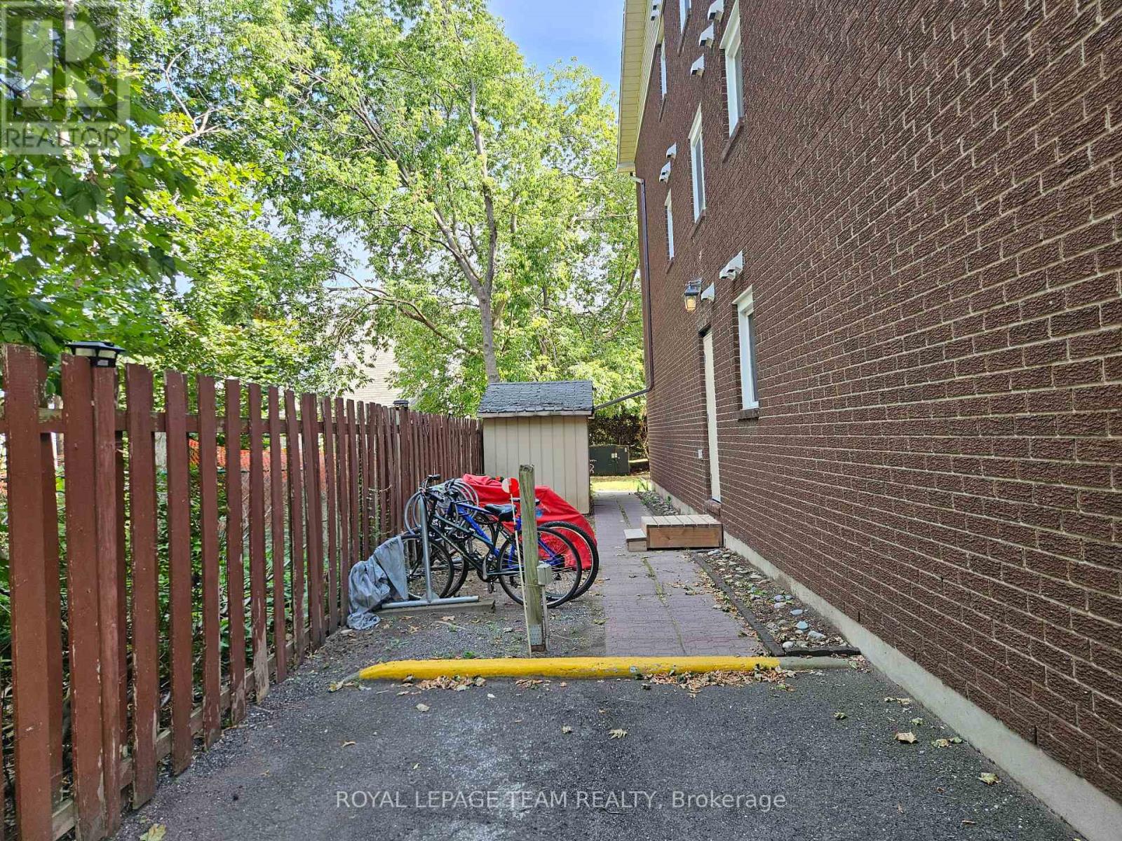 Bicycle parking, Garbage Shed, Side Entrance