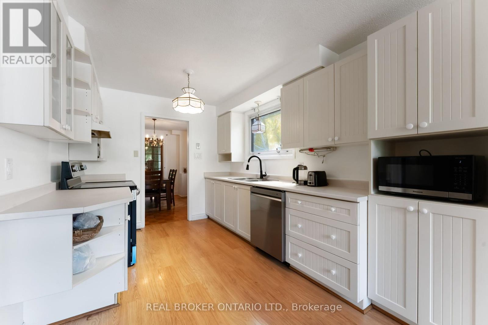Photo 18 of 77 Priam Way, Ottawa ON