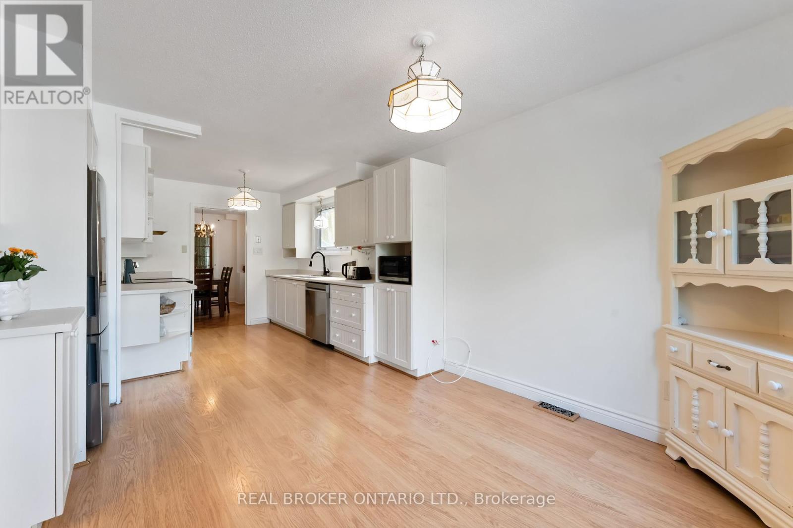 Photo 19 of 77 Priam Way, Ottawa ON