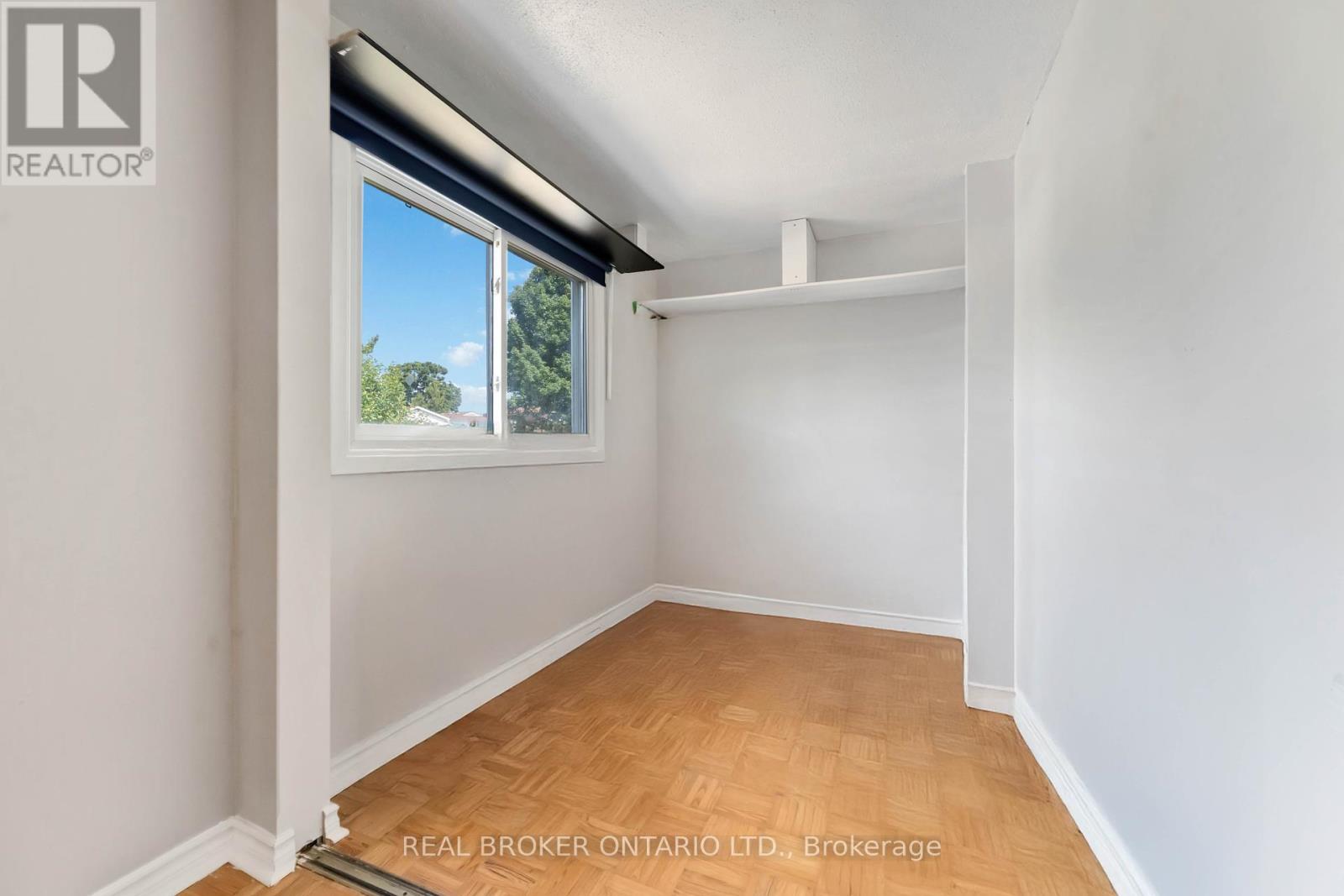 Photo 21 of 77 Priam Way, Ottawa ON