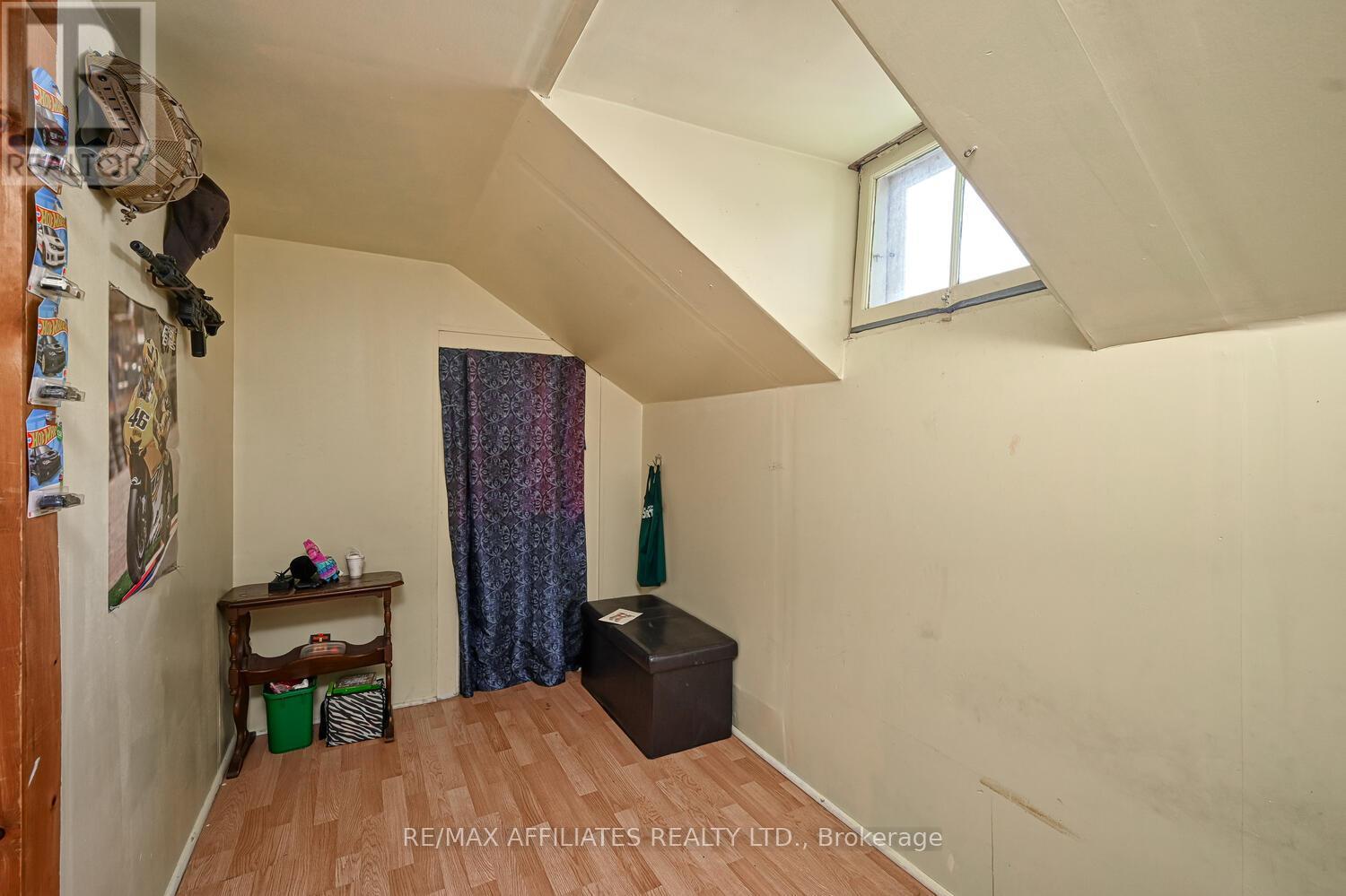Photo 42 of 60 Chambers Street, Smiths Falls ON