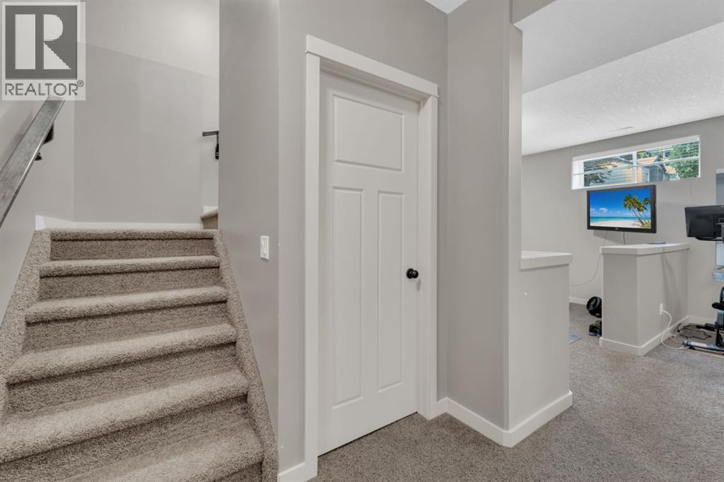 Photo 35 of 68 Sutherland Close, Red Deer AB