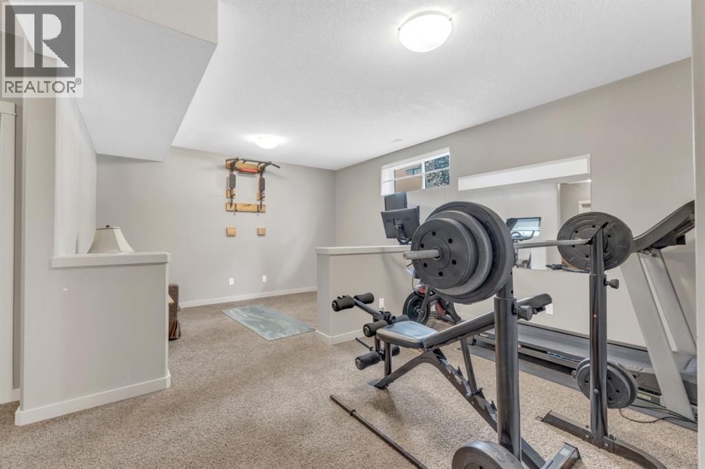 Photo 30 of 68 Sutherland Close, Red Deer AB