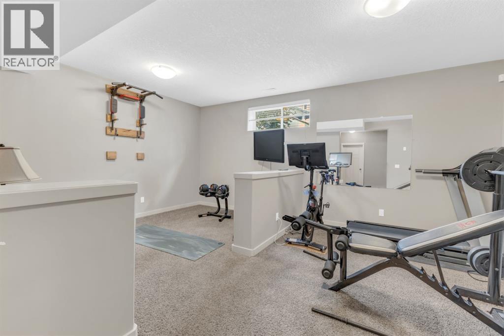Photo 31 of 68 Sutherland Close, Red Deer AB