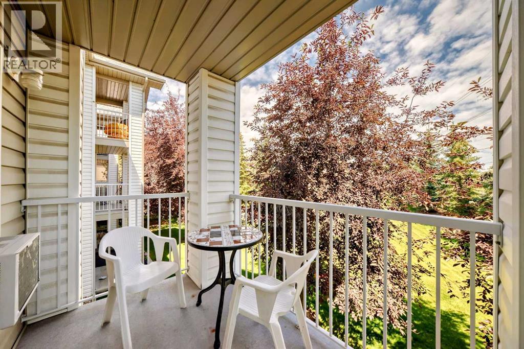 Single Family House for Sale in   Pinecliff Grove NE Pineridge Calgary 