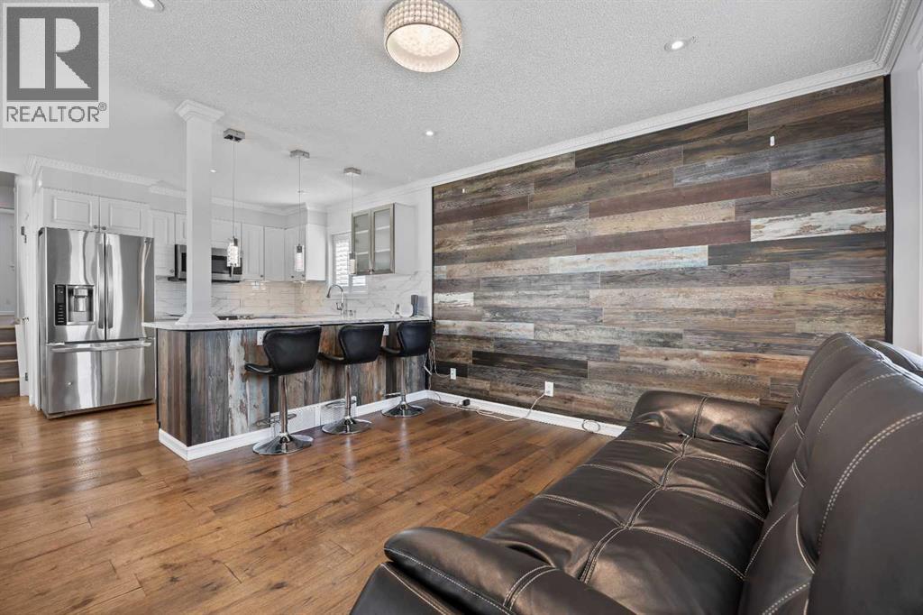 Photo 10 of 31 Martinridge Place Ne, Calgary AB