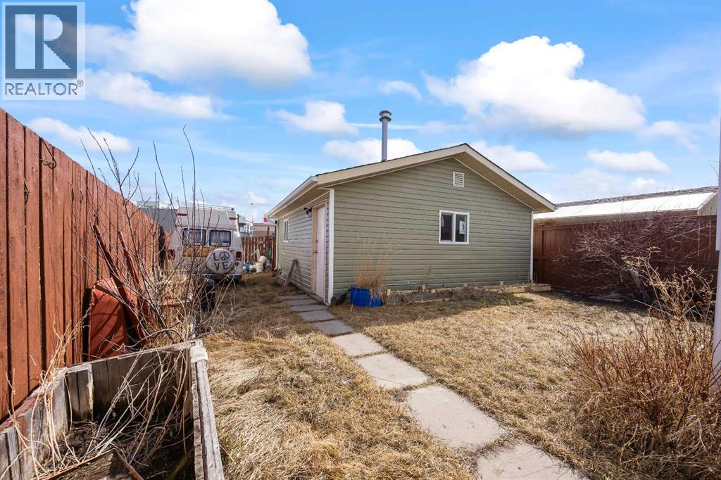 Photo 31 of 31 Martinridge Place Ne, Calgary AB