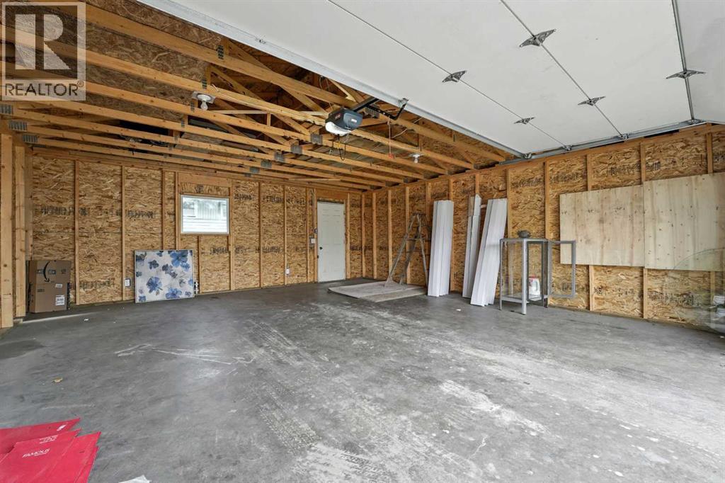 Photo 14 of 284 Acadia Drive Se, Calgary AB