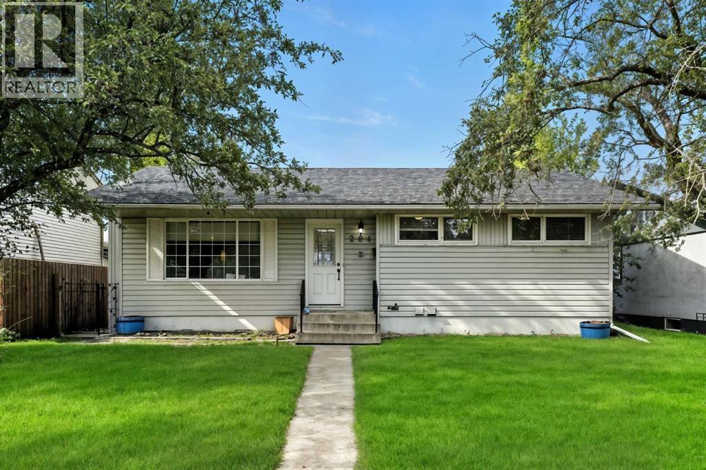 Photo 10 of 284 Acadia Drive Se, Calgary AB