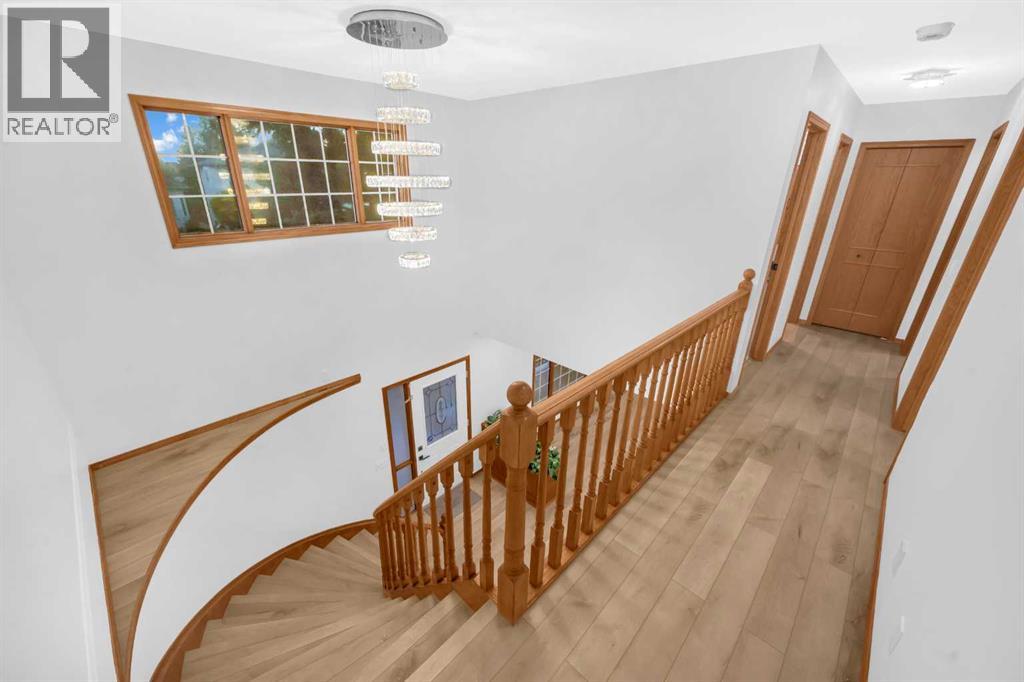 Single Family House for Sale in  Coral Shores Bay NE Coral Springs Calgary 