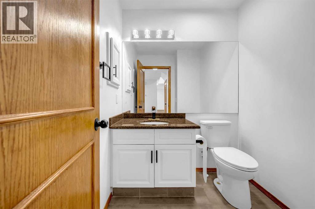 Single Family House for Sale in  Coral Shores Bay NE Coral Springs Calgary 
