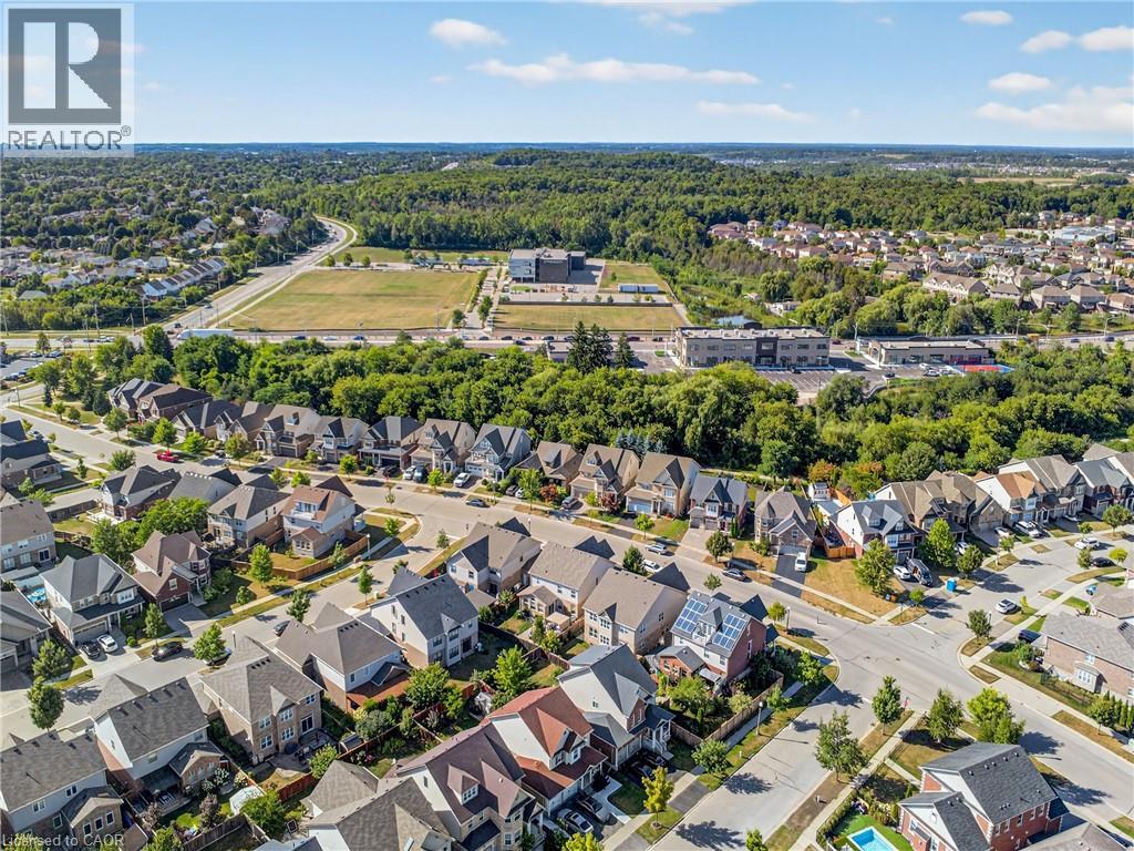 Photo 41 of 52 Tremaine Drive, Kitchener ON