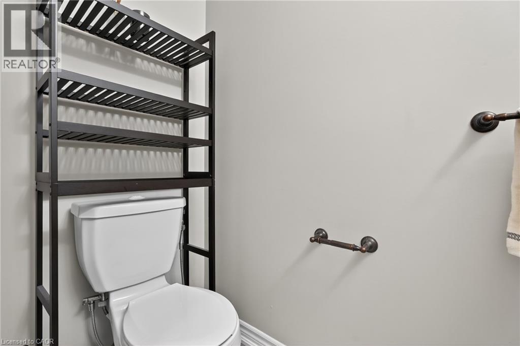 Photo 13 of 52 Tremaine Drive, Kitchener ON