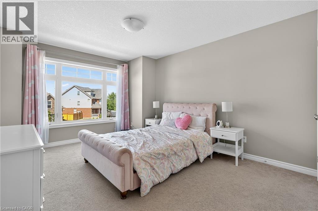 Photo 29 of 52 Tremaine Drive, Kitchener ON