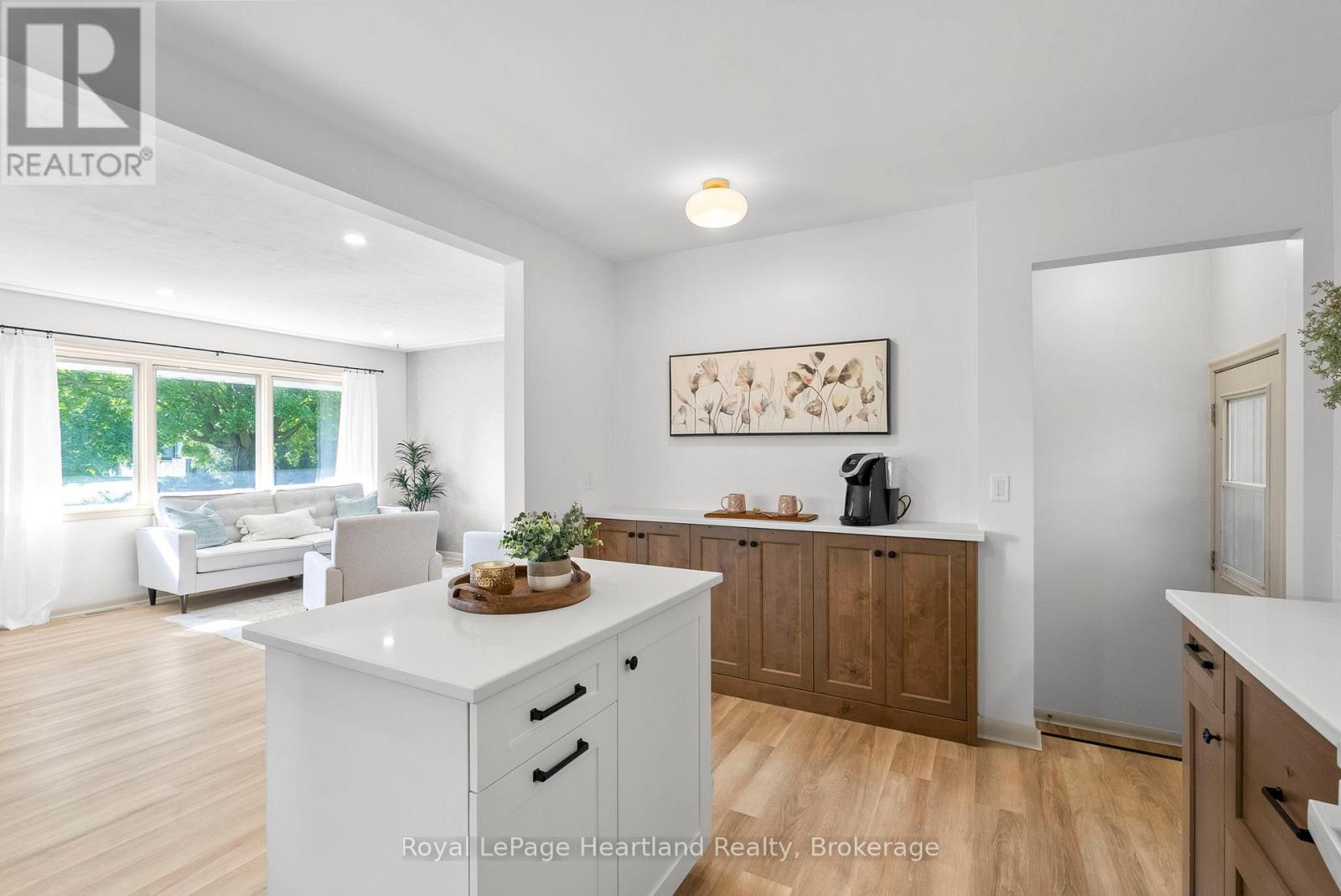 Photo 17 of 542 Angus Street, North Huron ON