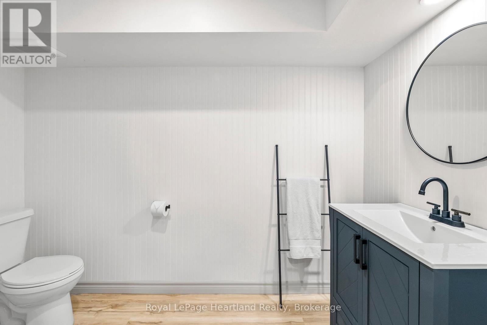 Photo 11 of 542 Angus Street, North Huron ON