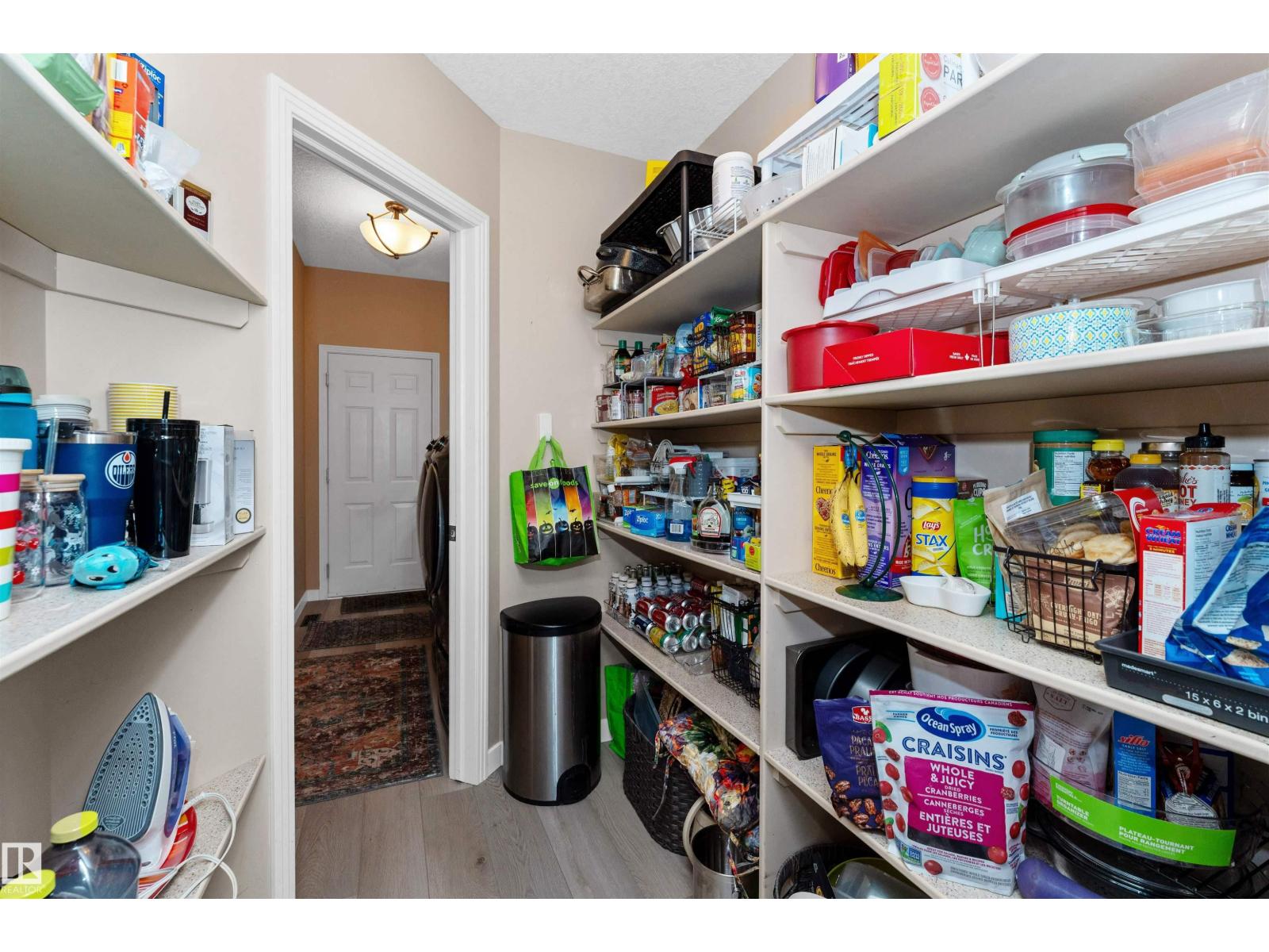 Photo 22 of 9123 210 St Nw, Edmonton AB