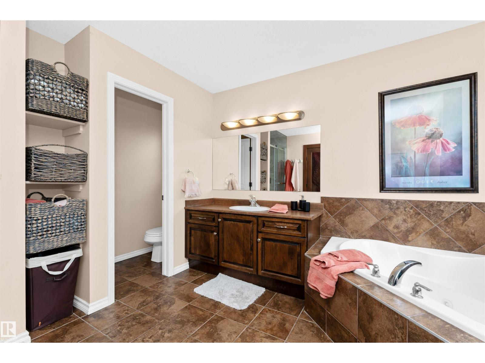 Photo 35 of 9123 210 St Nw, Edmonton AB