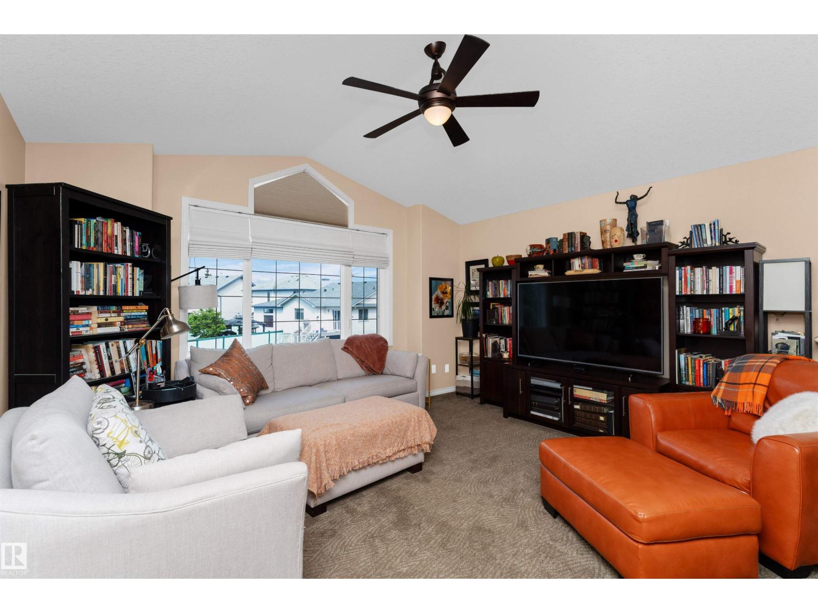 Photo 38 of 9123 210 St Nw, Edmonton AB
