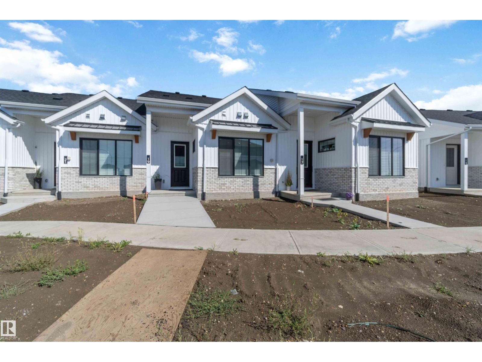 Photo 25 of 19 Deer Meadow Cr, Fort Saskatchewan AB