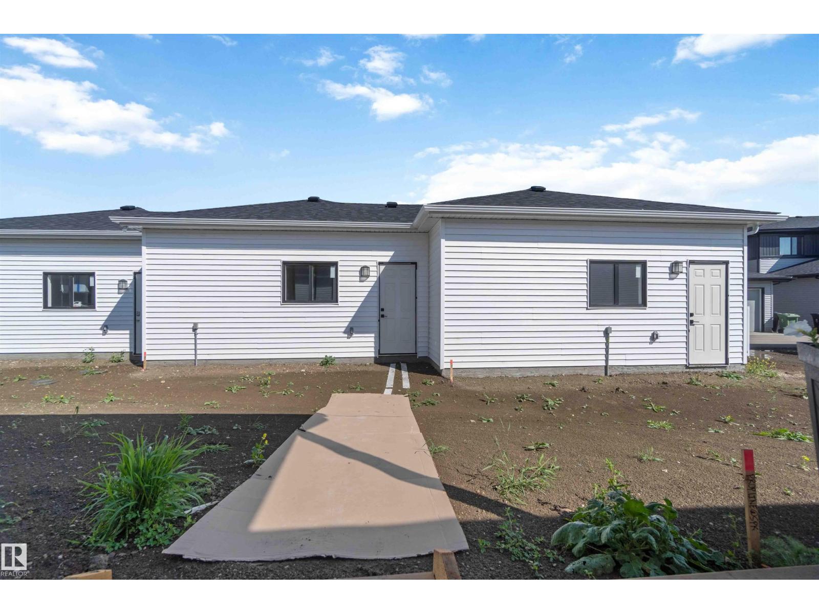 Photo 26 of 19 Deer Meadow Cr, Fort Saskatchewan AB