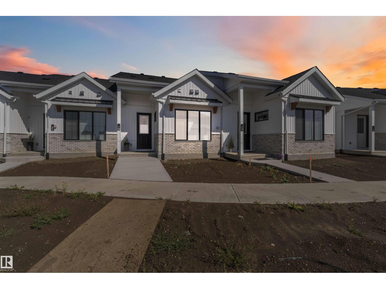 Photo 17 of 19 Deer Meadow Cr, Fort Saskatchewan AB