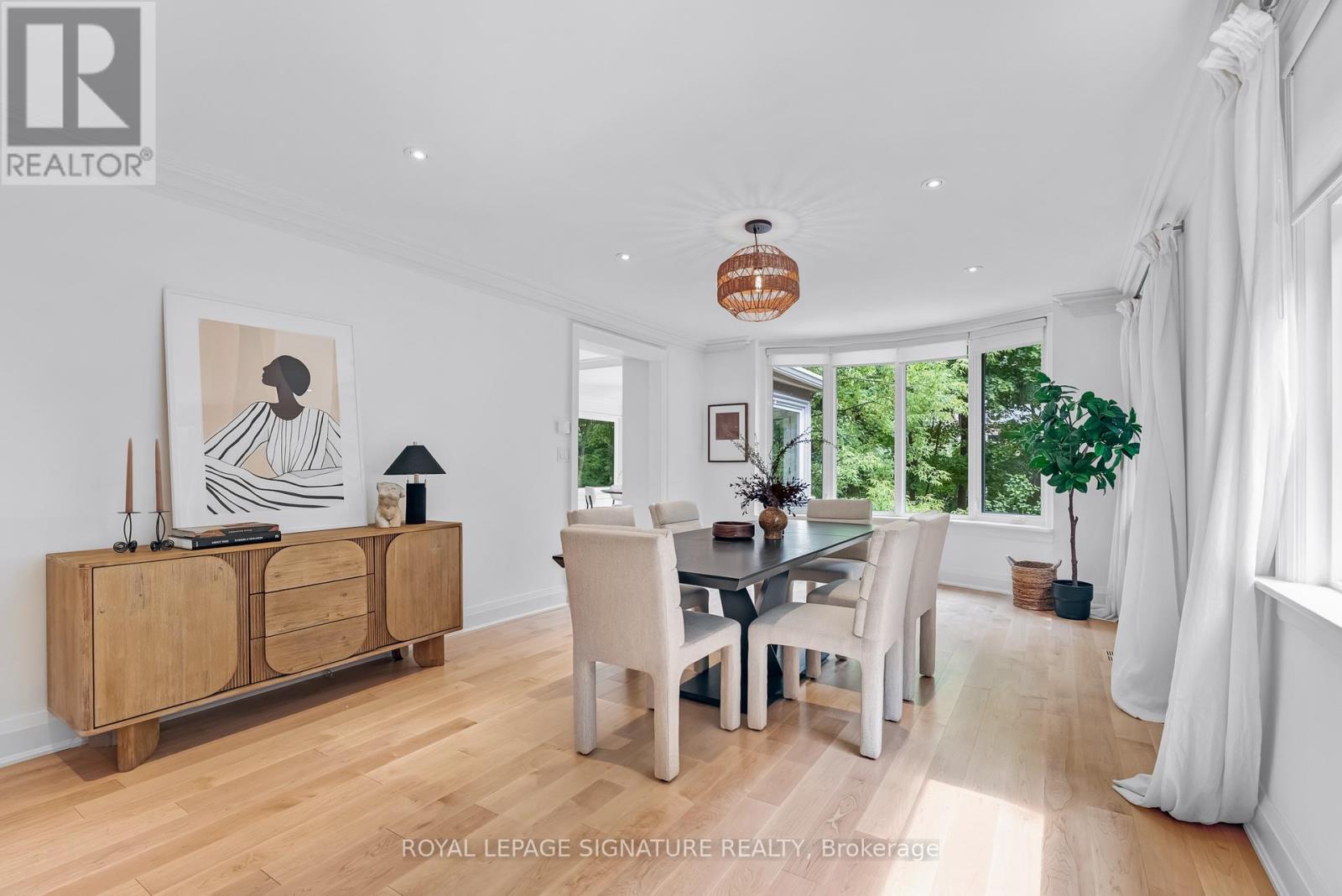 Photo 10 of 51 Coldstream Avenue, Toronto ON