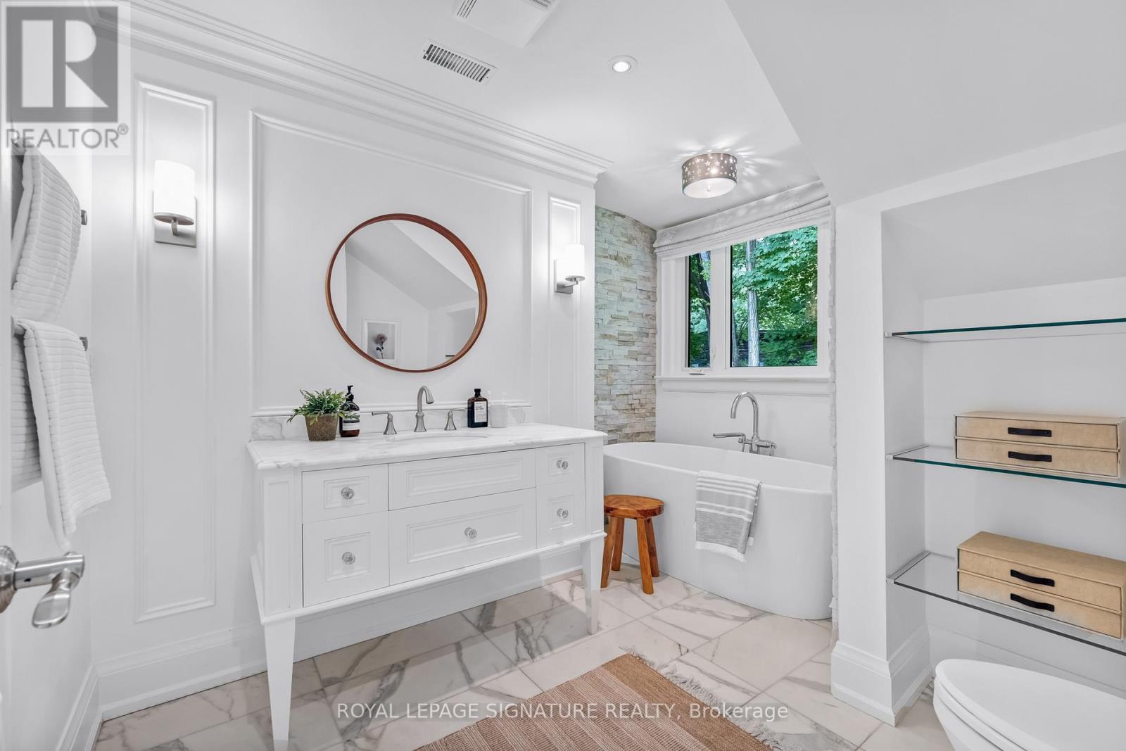 Photo 21 of 51 Coldstream Avenue, Toronto ON