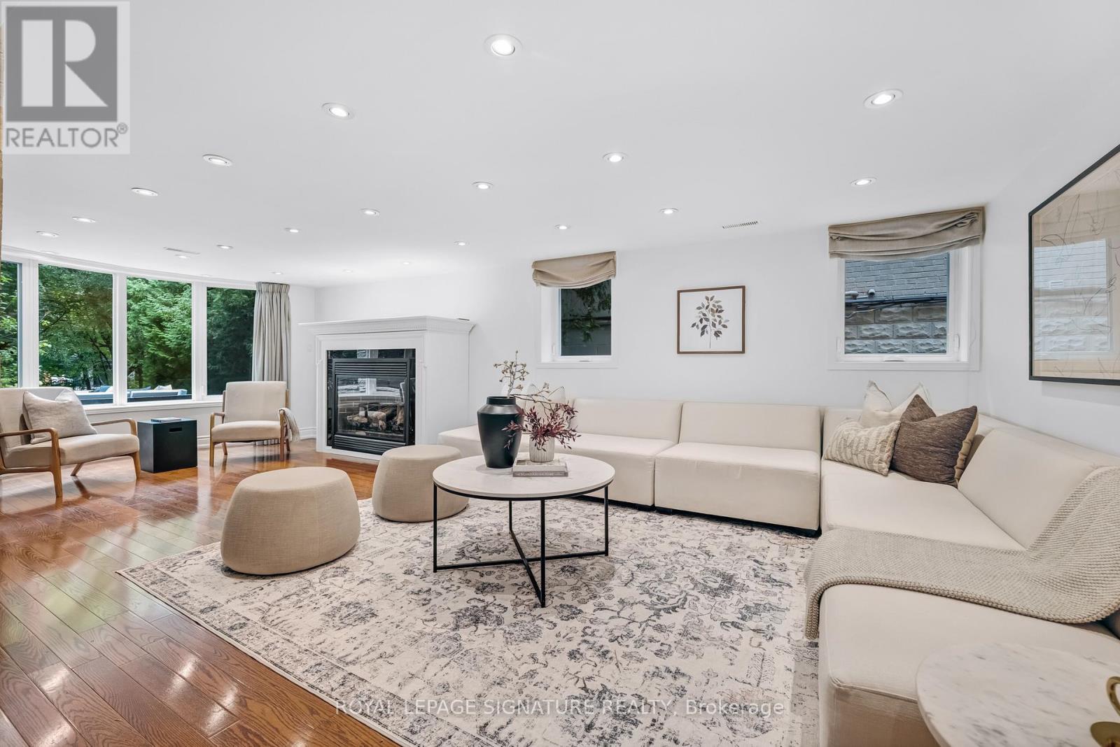 Photo 33 of 51 Coldstream Avenue, Toronto ON
