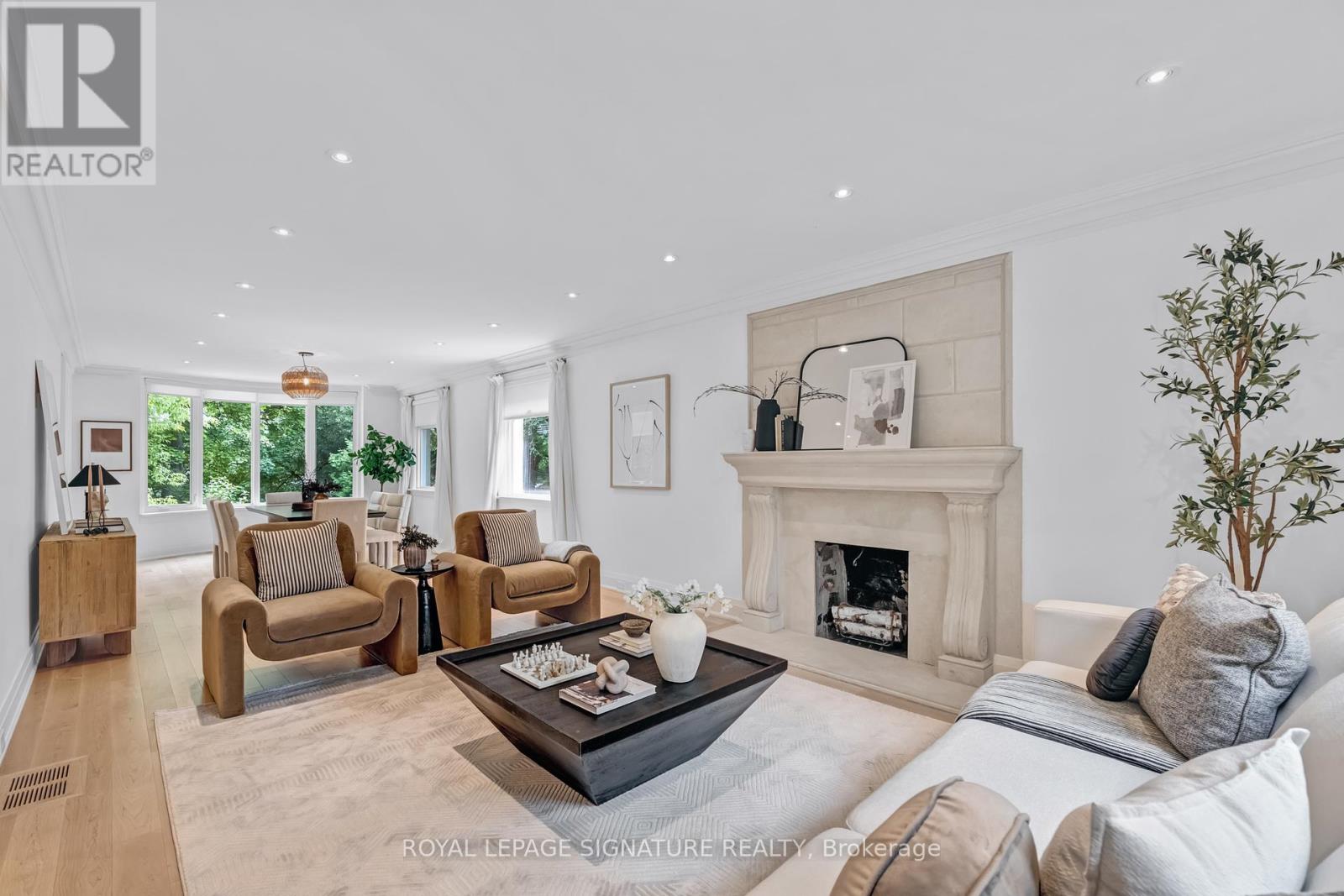 Photo 6 of 51 Coldstream Avenue, Toronto ON