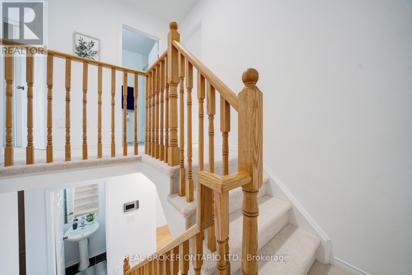 Photo 44 of 505 Rossland Road E, Ajax ON