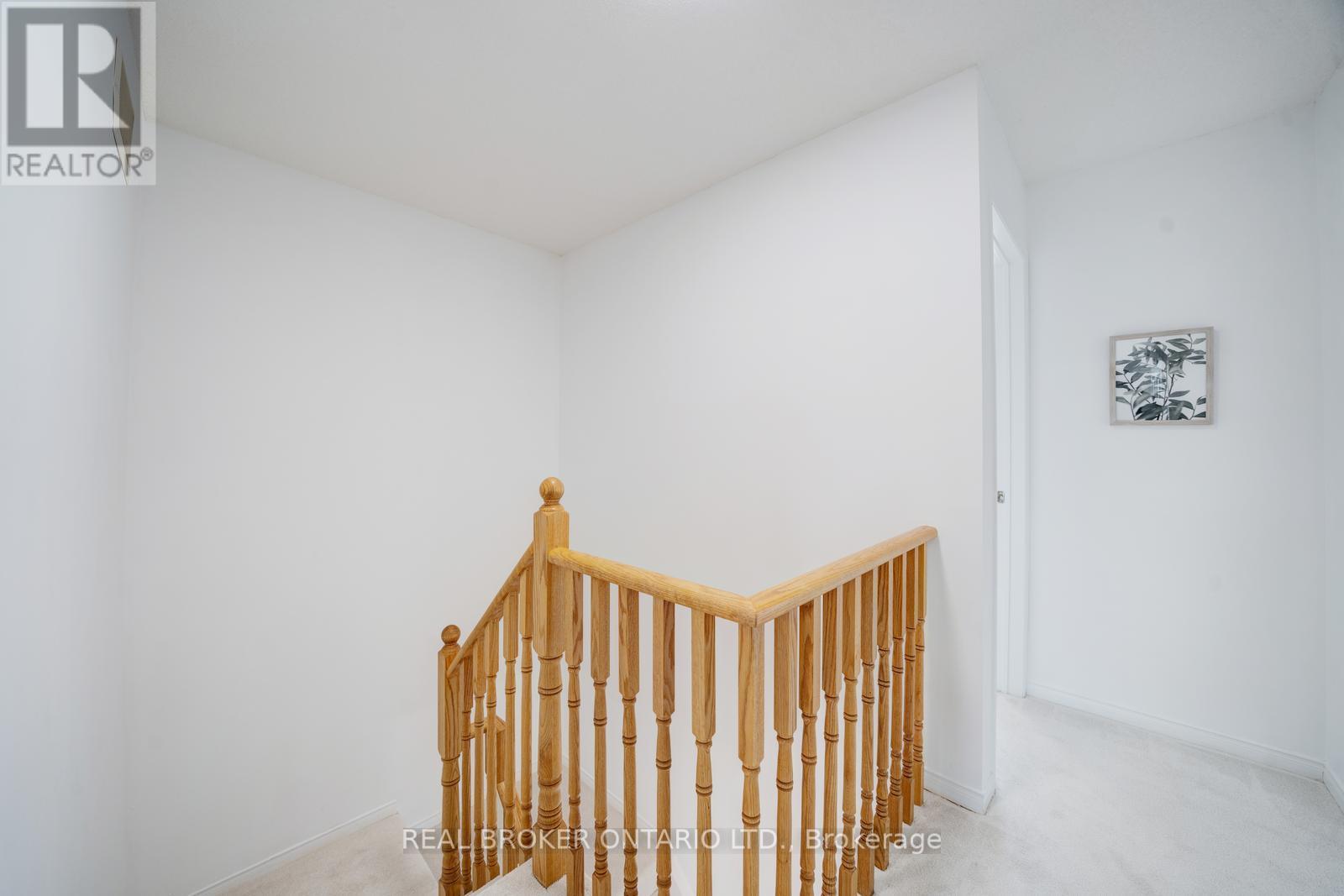 Photo 39 of 505 Rossland Road E, Ajax ON