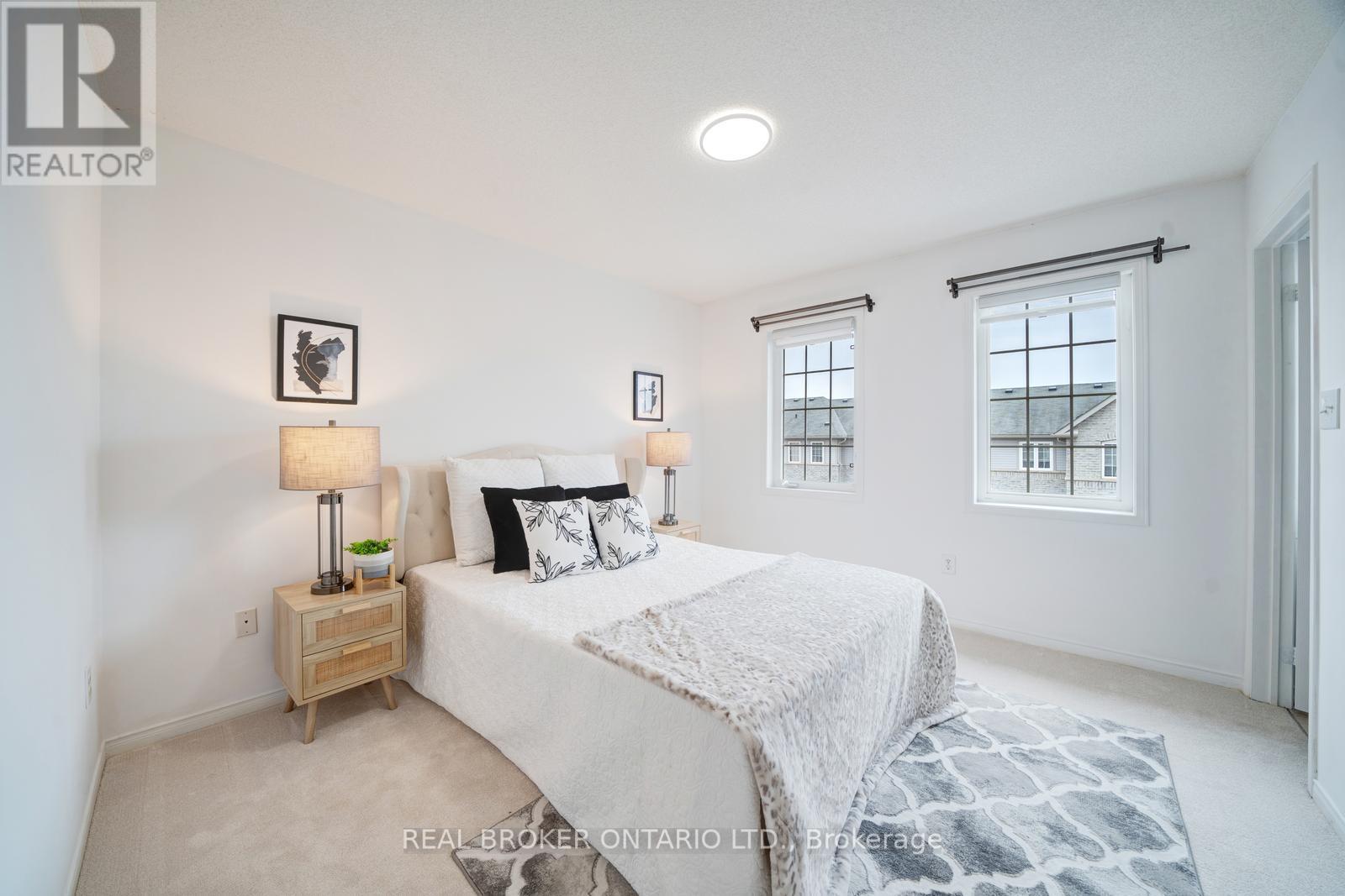 Photo 48 of 505 Rossland Road E, Ajax ON