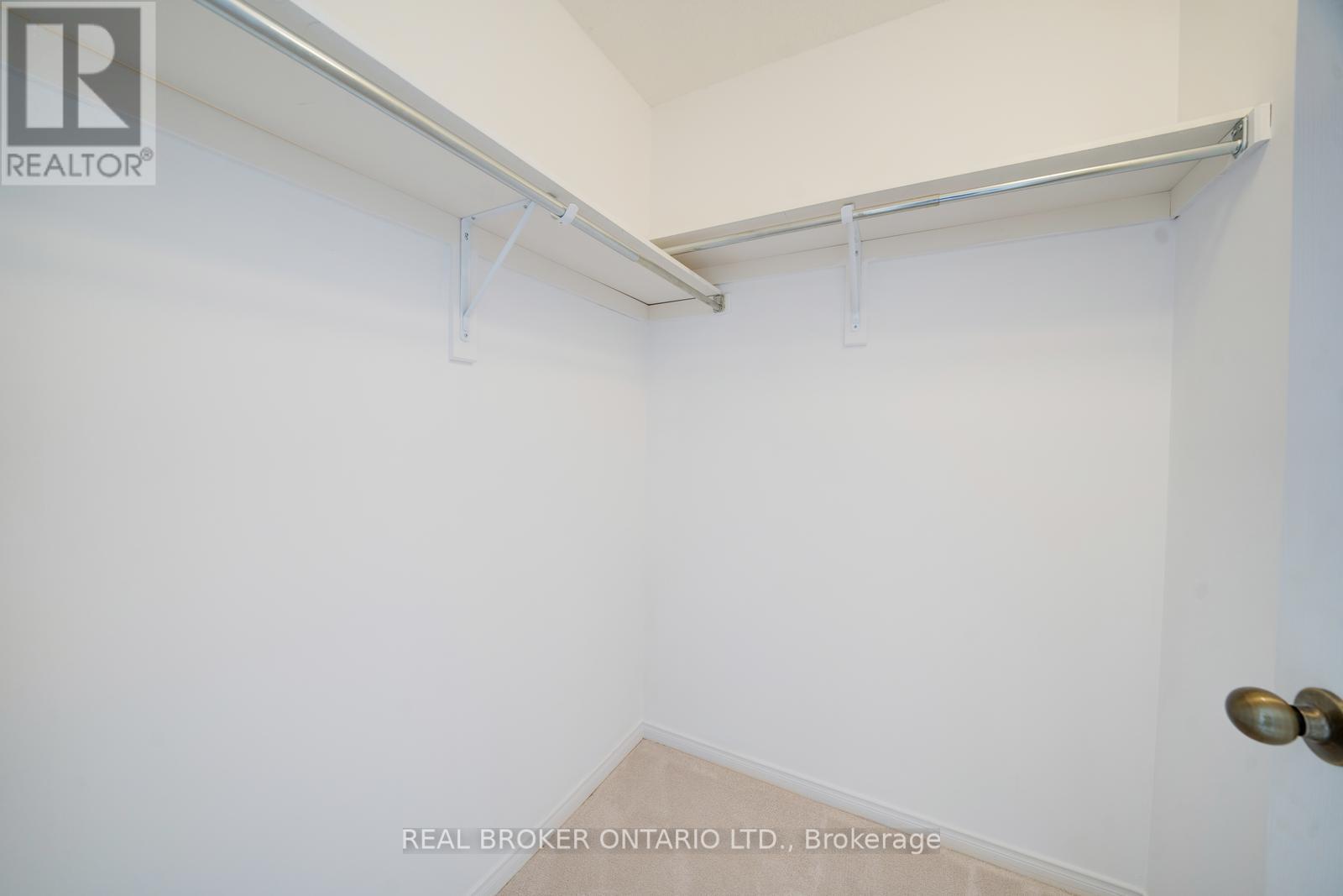 Photo 49 of 505 Rossland Road E, Ajax ON