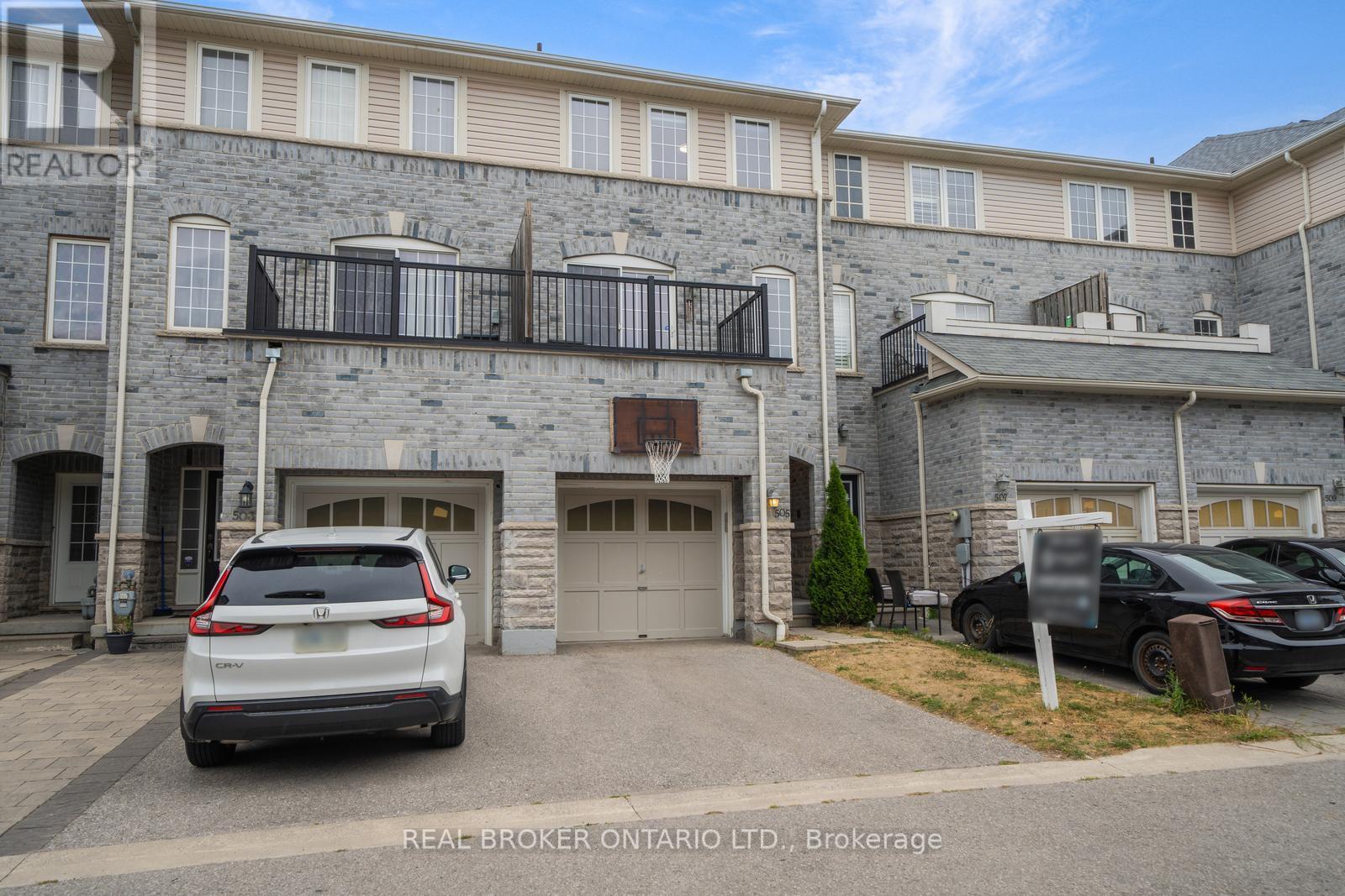 Photo 18 of 505 Rossland Road E, Ajax ON